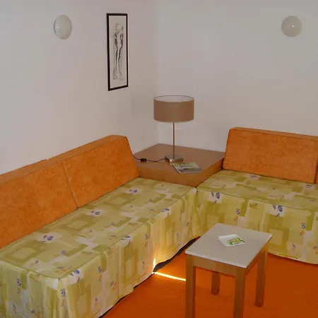 Quintinha Village Armação de Pêra