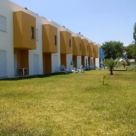 Quintinha Village 3* Armação de Pêra